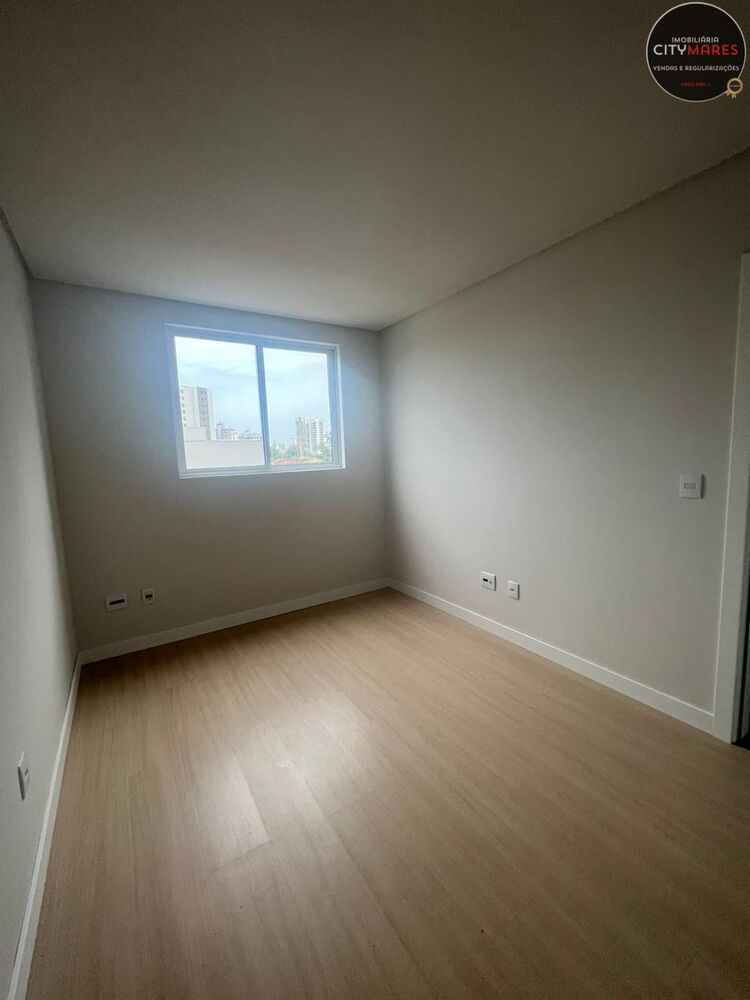 Apartamento à venda com 2 quartos, 68m² - Foto 8