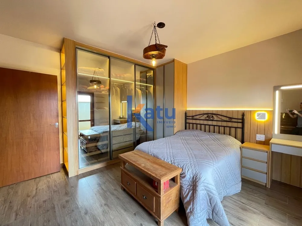 Casa, 3 quartos, 312 m² - Foto 4