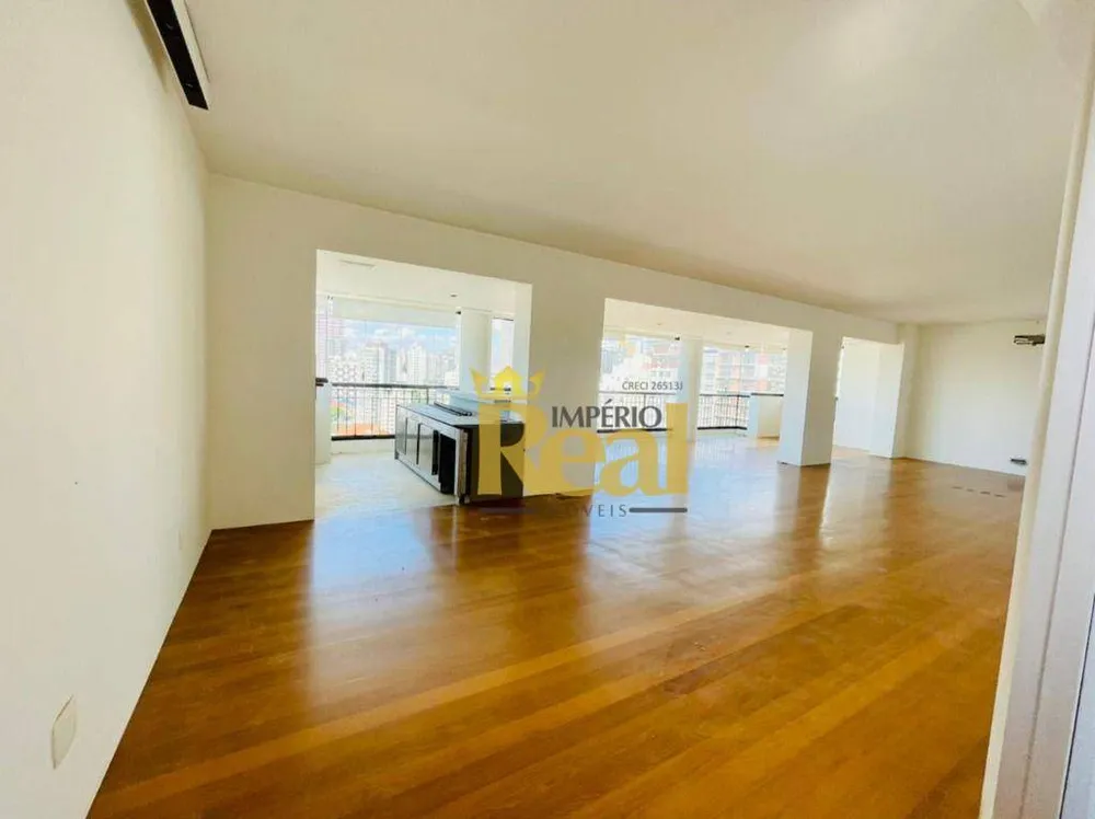 Apartamento, 4 quartos, 215 m² - Foto 1