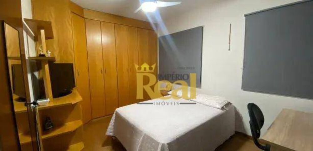 Sobrado à venda com 4 quartos, 310m² - Foto 3