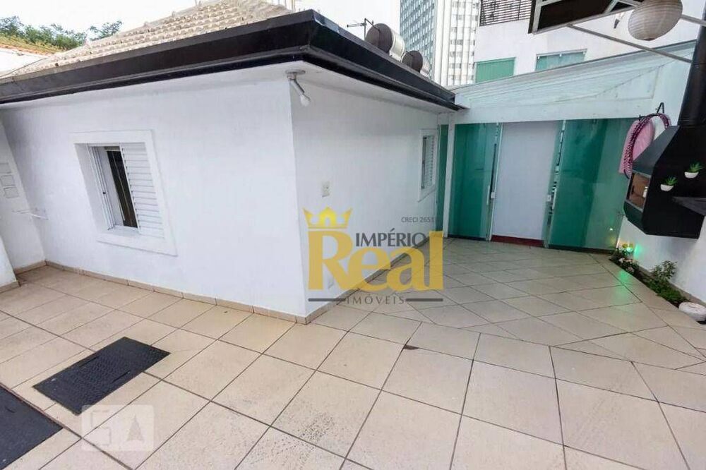 Casa à venda com 2 quartos, 120m² - Foto 2