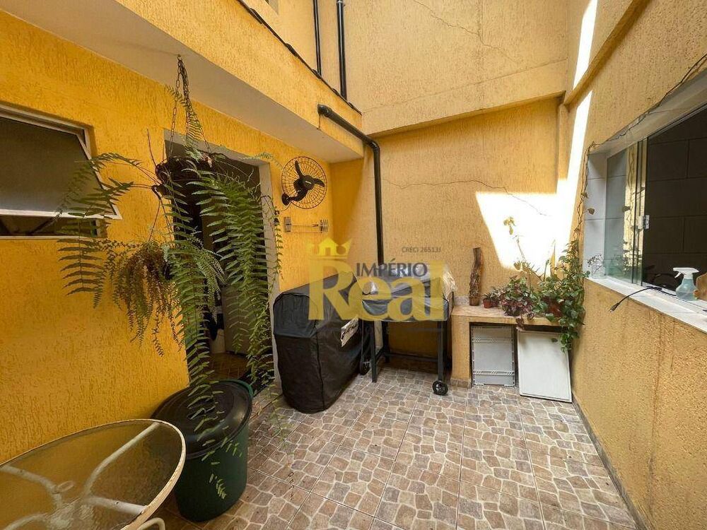 Casa, 3 quartos, 185 m² - Foto 2