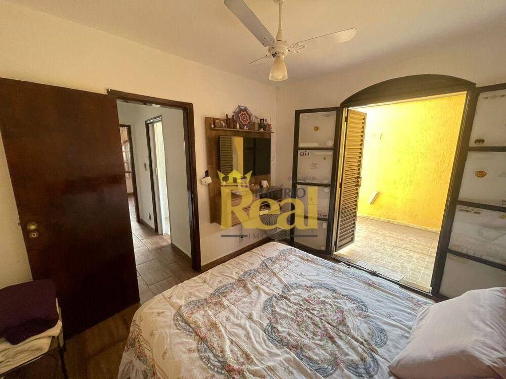 Casa, 3 quartos, 185 m² - Foto 1