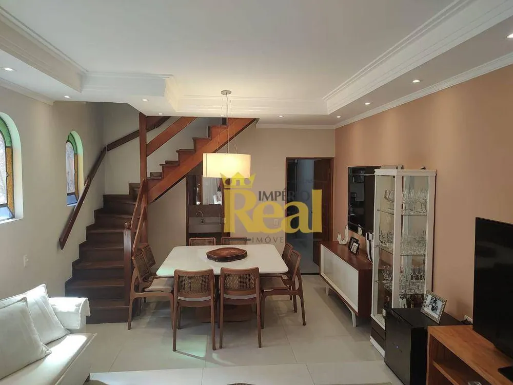 Sobrado, 4 quartos, 310 m² - Foto 1