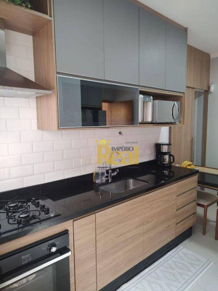 Sobrado à venda com 4 quartos, 310m² - Foto 2