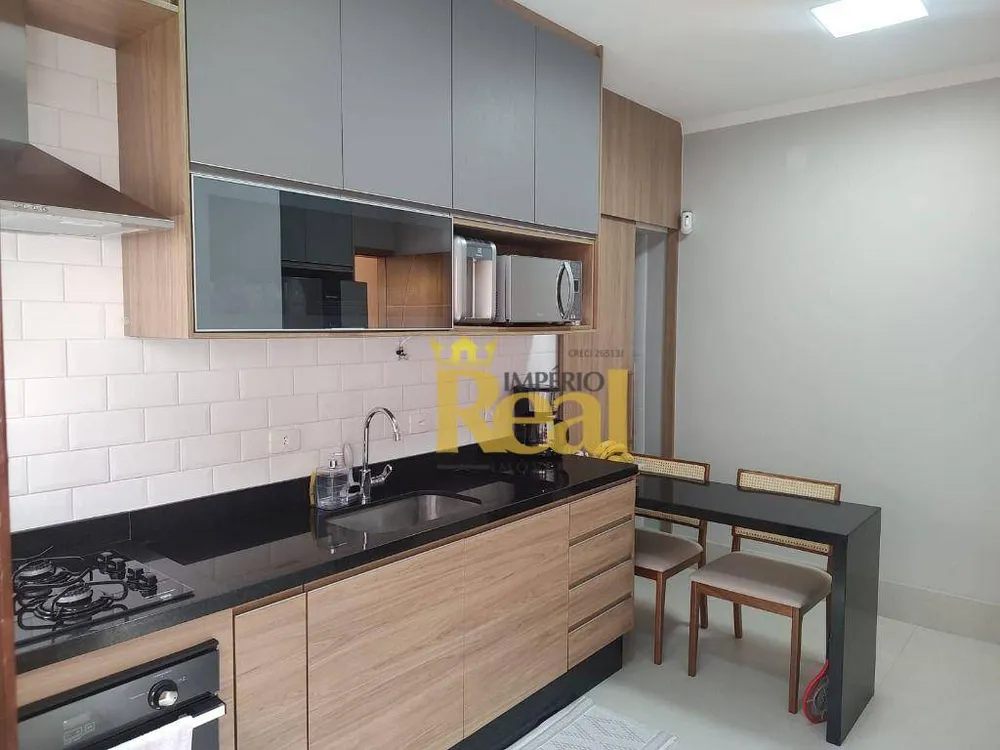 Sobrado, 4 quartos, 310 m² - Foto 2