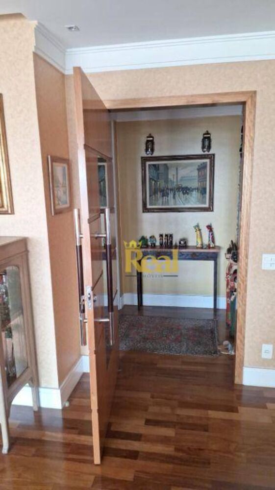 Apartamento à venda e aluguel com 3 quartos, 190m² - Foto 3
