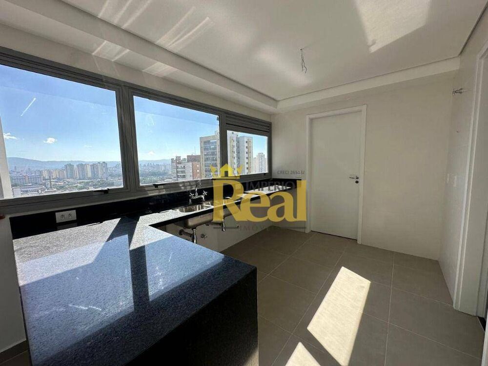 Apartamento, 3 quartos, 184 m² - Foto 1