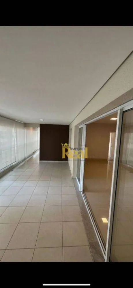 Apartamento, 3 quartos, 145 m² - Foto 2