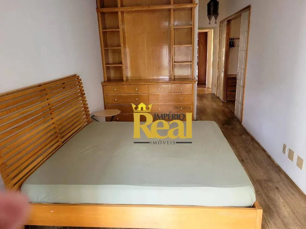 Apartamento, 3 quartos, 220 m² - Foto 1