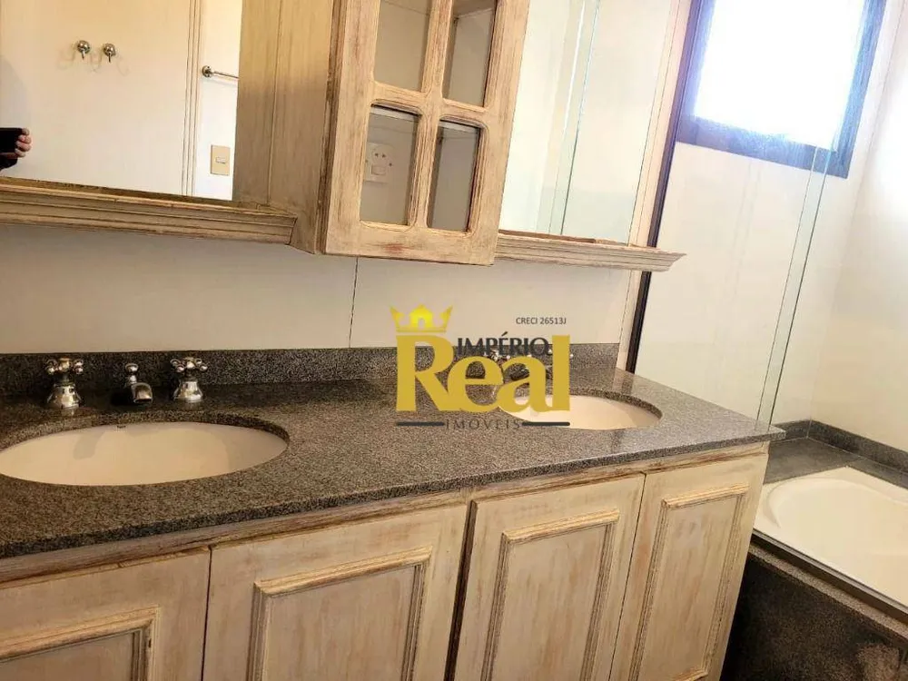 Apartamento, 3 quartos, 220 m² - Foto 12