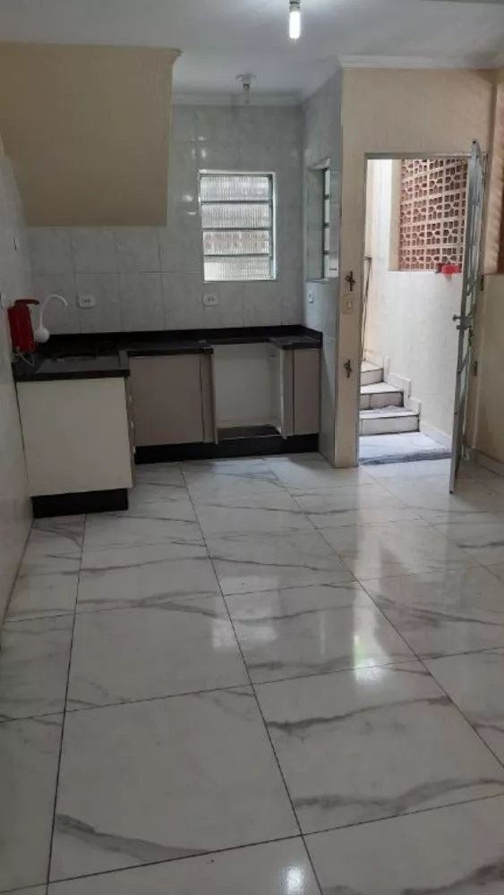 Sobrado à venda com 4 quartos, 250m² - Foto 7