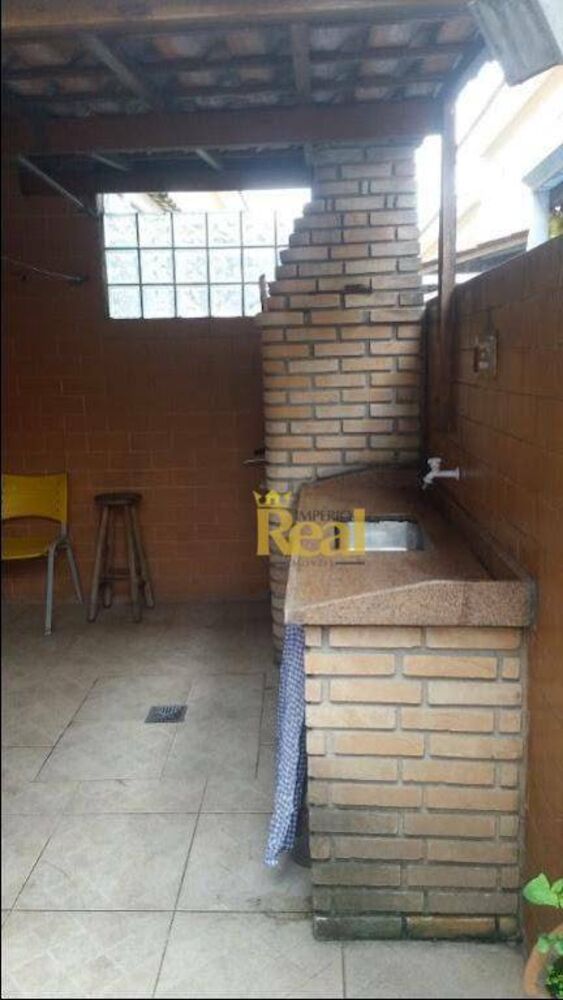 Sobrado à venda com 4 quartos, 152m² - Foto 1