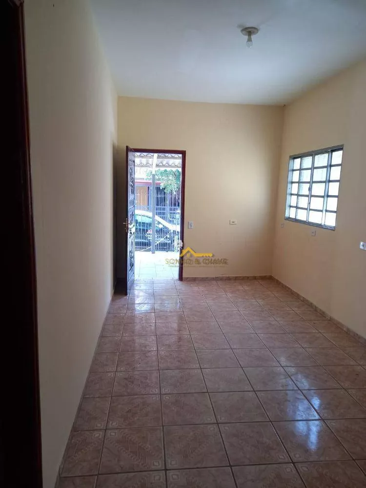 Casa para alugar com 3 quartos, 65m² - Foto 6