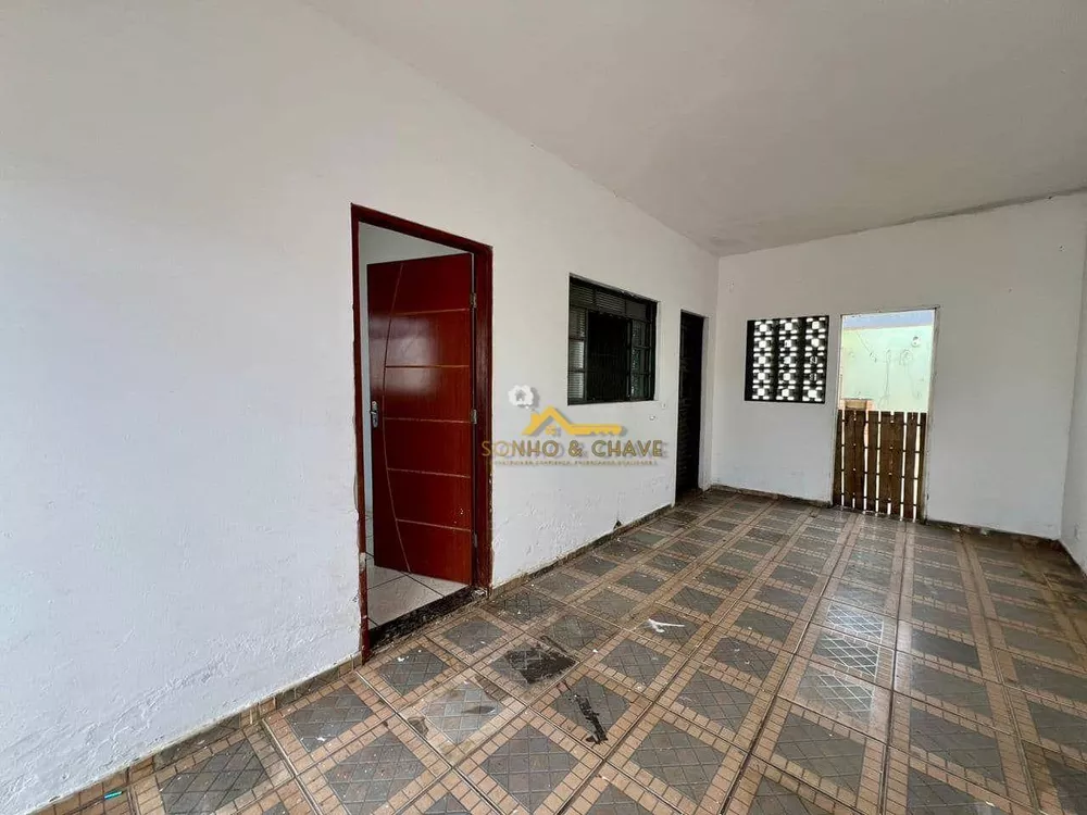 Casa para alugar com 2 quartos, 80m² - Foto 1