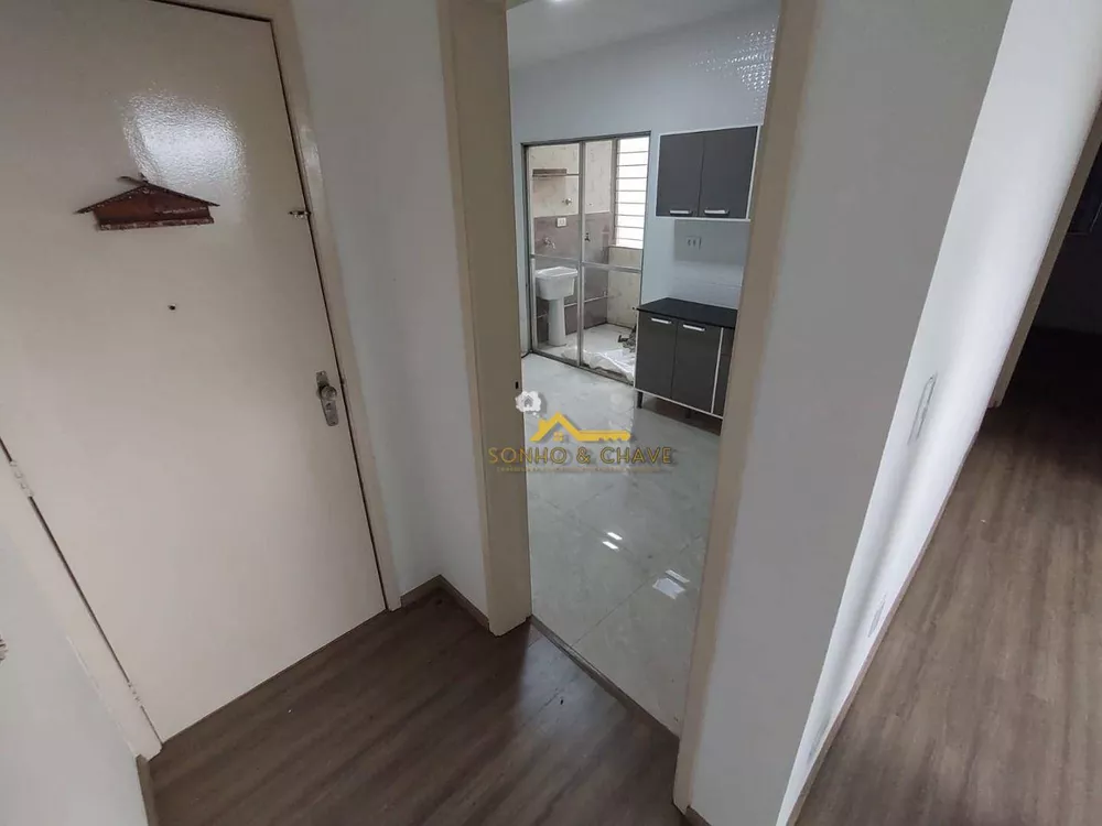 Apartamento à venda e aluguel com 2 quartos, 45m² - Foto 4