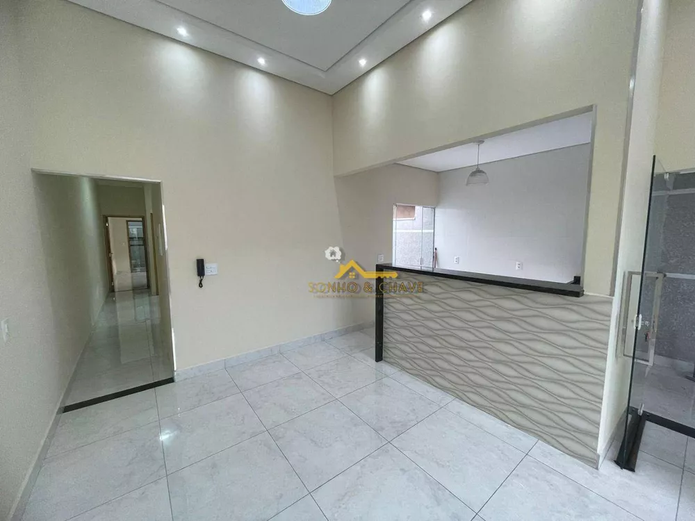 Casa à venda com 3 quartos, 155m² - Foto 1