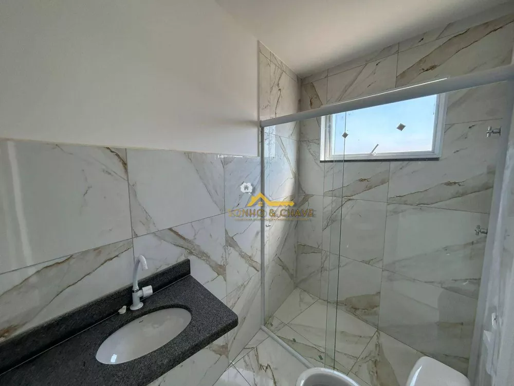 Apartamento à venda com 2 quartos, 66m² - Foto 2