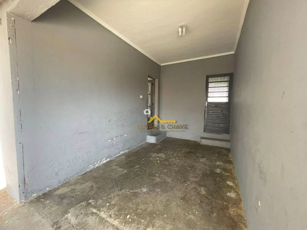 Casa para alugar com 2 quartos, 60m² - Foto 2