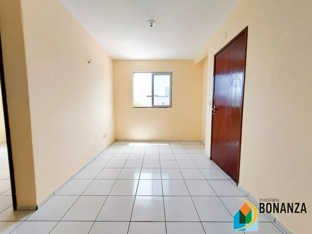 Apartamento para alugar com 2 quartos, 40m² - Foto 3