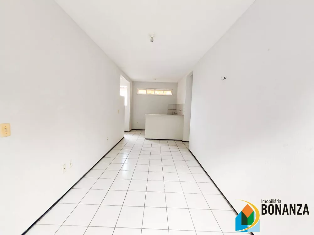 Apartamento para alugar com 2 quartos, 44m² - Foto 2