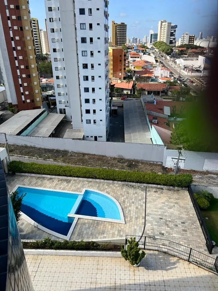 Apartamento, 3 quartos, 235 m² - Foto 2