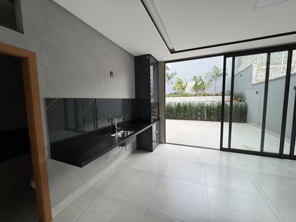 Casa, 3 quartos, 172 m² - Foto 1