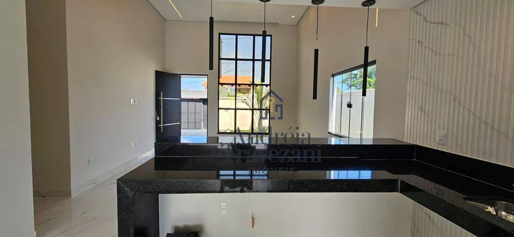 Casa, 3 quartos, 141 m² - Foto 9