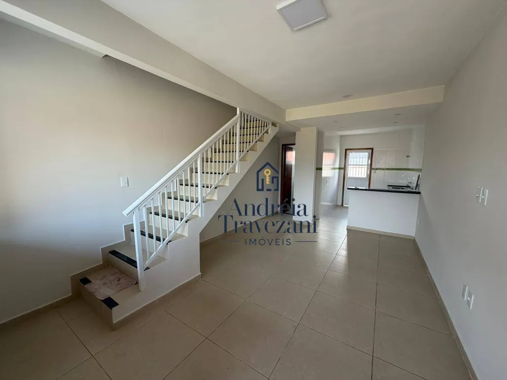 Casa, 2 quartos, 79 m² - Foto 2