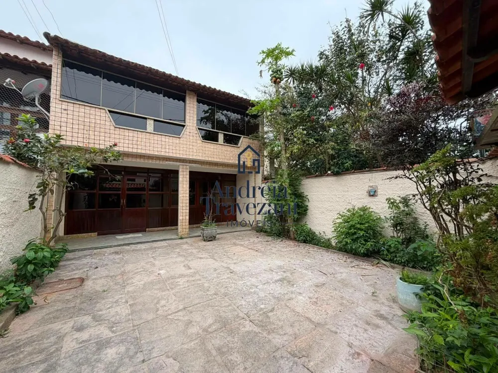 Casa, 3 quartos, 188 m² - Foto 1