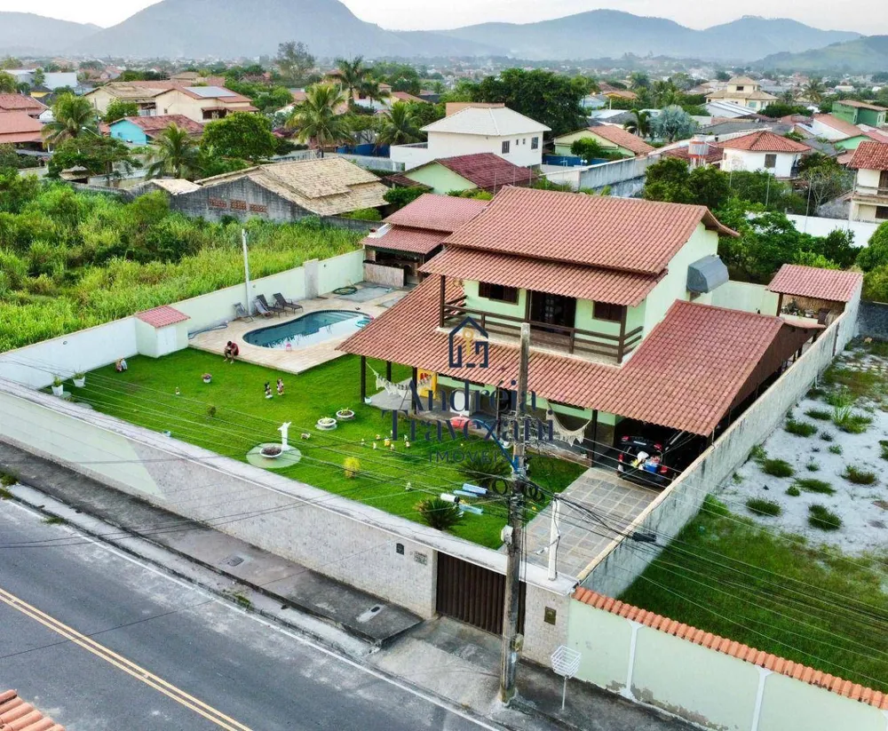 Casa, 5 quartos, 330 m² - Foto 2