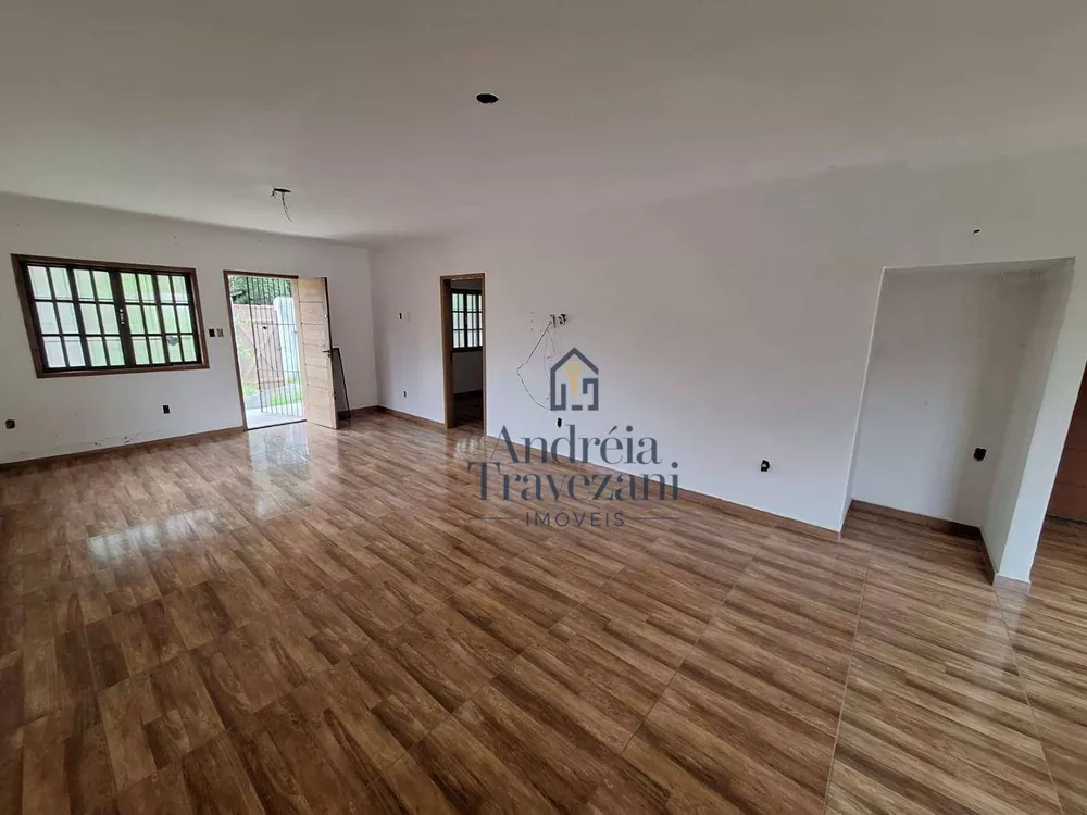 Casa, 3 quartos, 146 m² - Foto 2