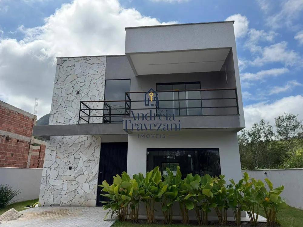 Casa de Condomínio, 4 quartos - Foto 1