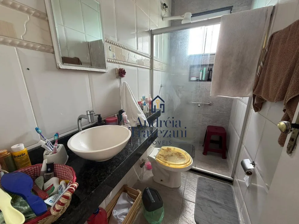 Casa, 4 quartos, 159 m² - Foto 1