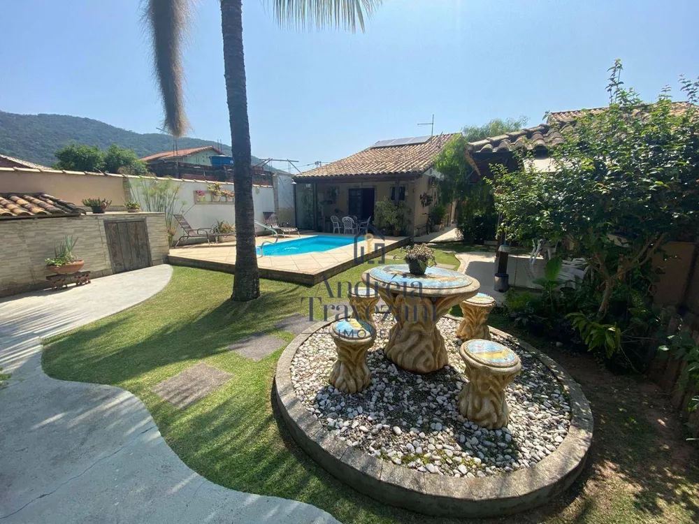 Casa, 3 quartos, 130 m² - Foto 1