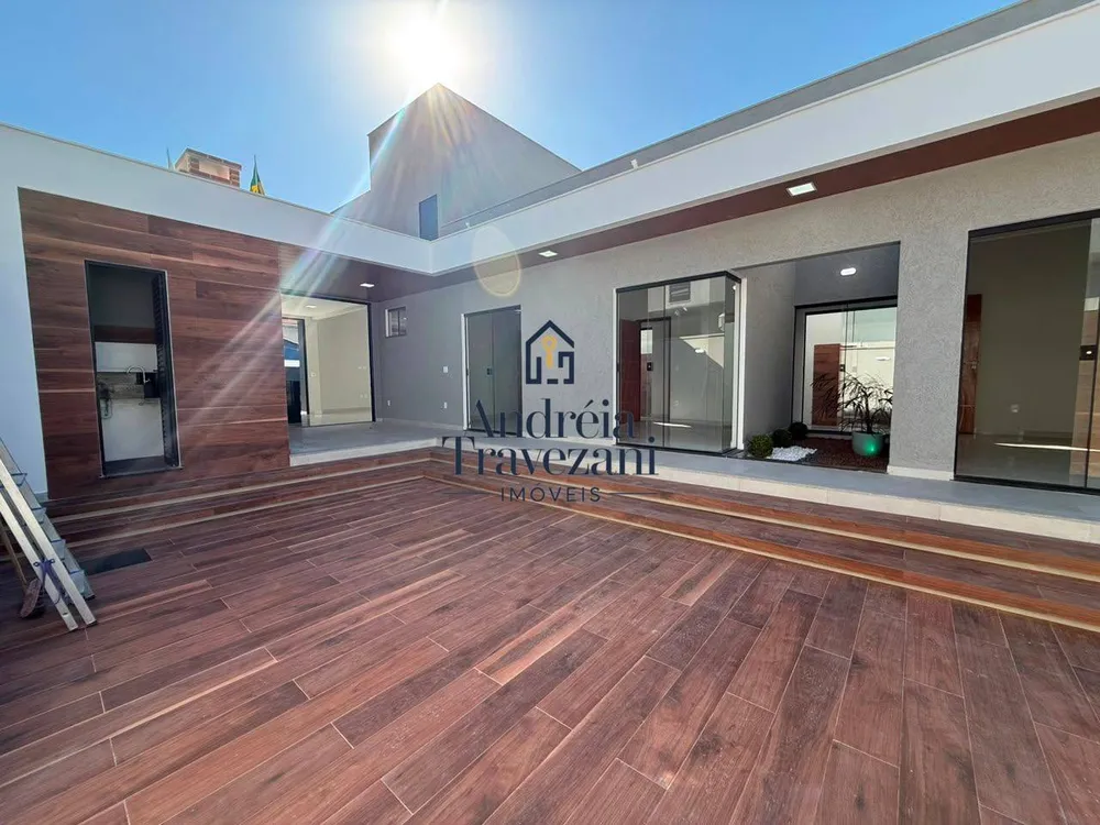 Casa, 3 quartos, 220 m² - Foto 32