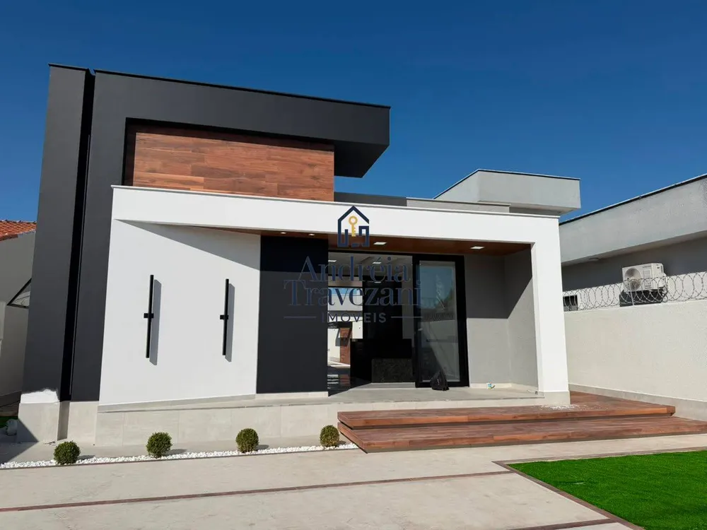 Casa, 3 quartos, 220 m² - Foto 2