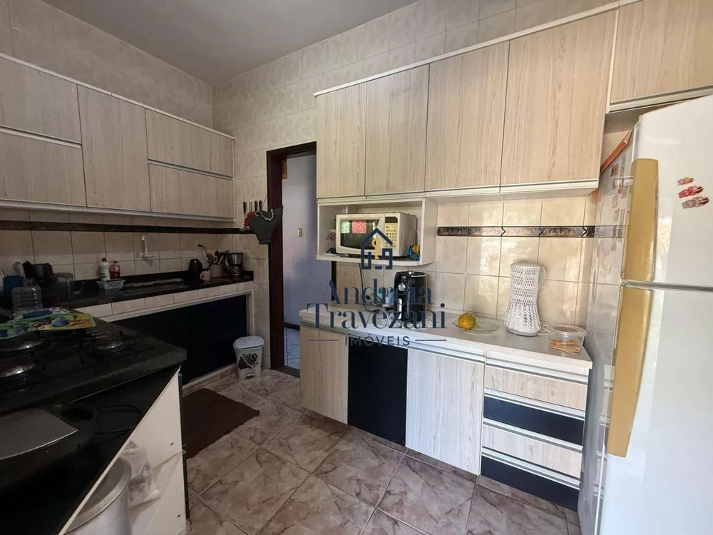 Casa, 3 quartos, 245 m² - Foto 9