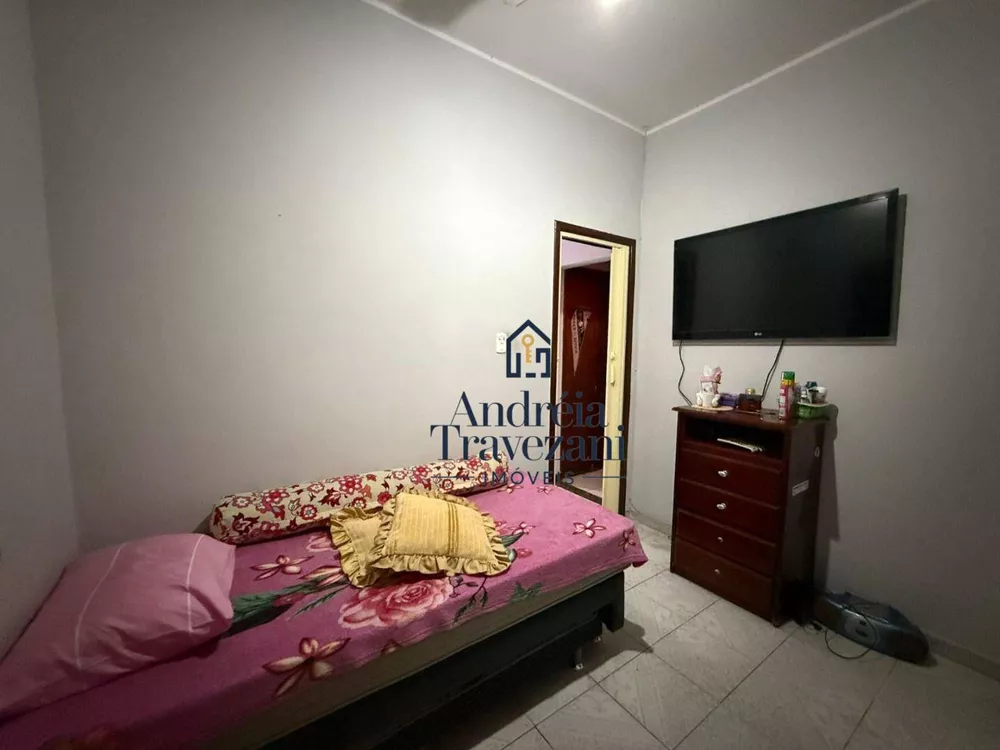 Casa, 3 quartos, 245 m² - Foto 12