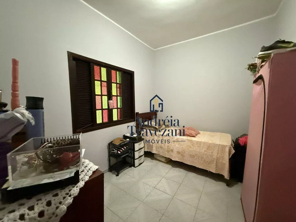 Casa, 3 quartos, 245 m² - Foto 17
