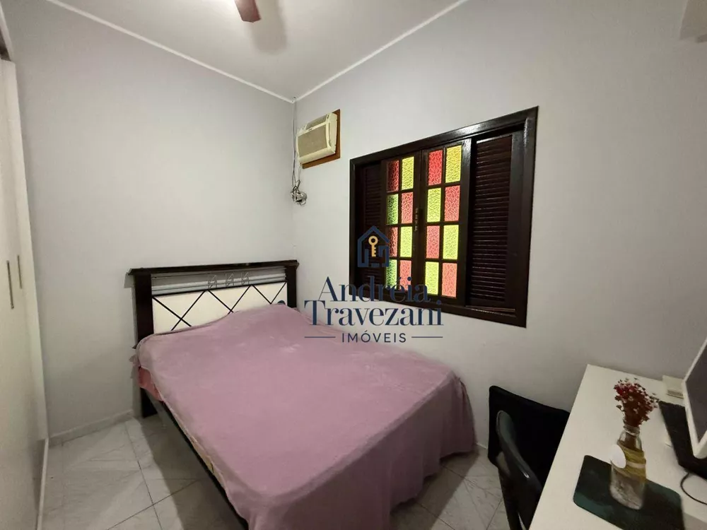 Casa, 3 quartos, 245 m² - Foto 13