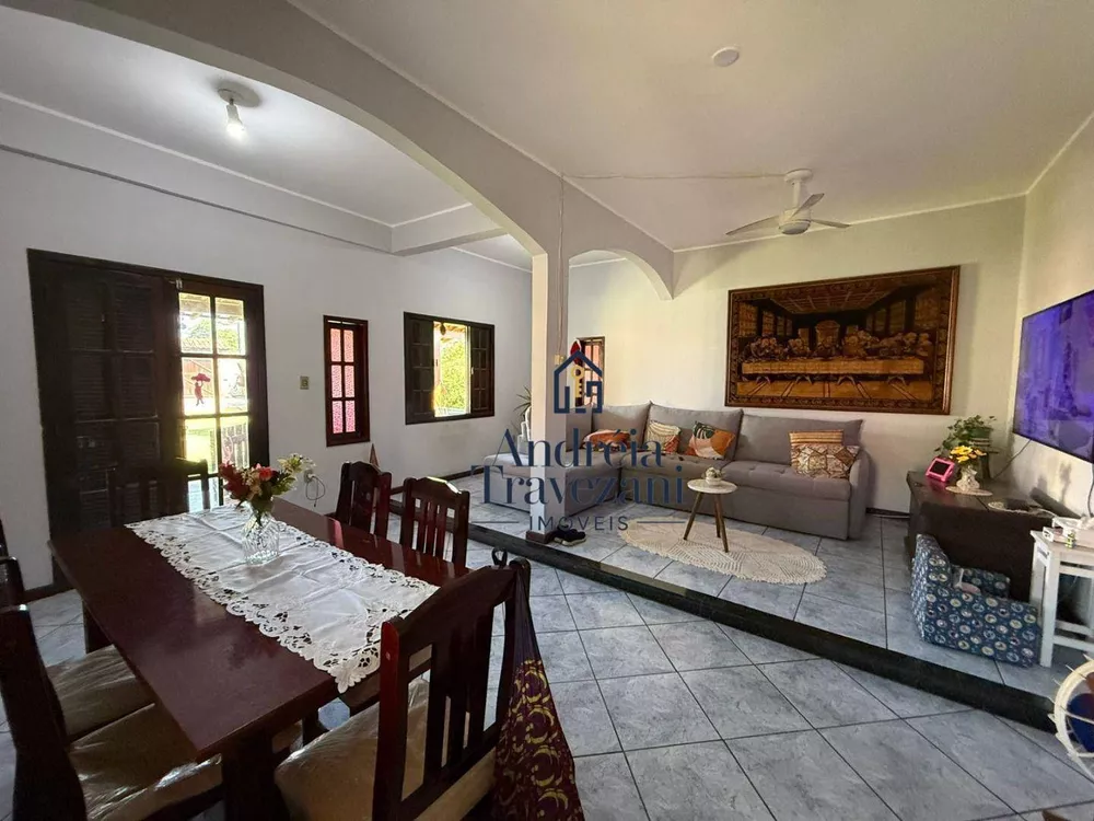 Casa, 3 quartos, 245 m² - Foto 4