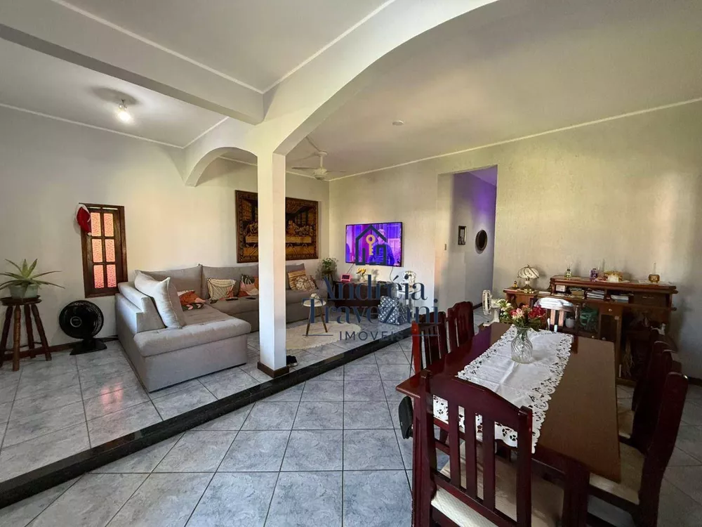 Casa, 3 quartos, 245 m² - Foto 5