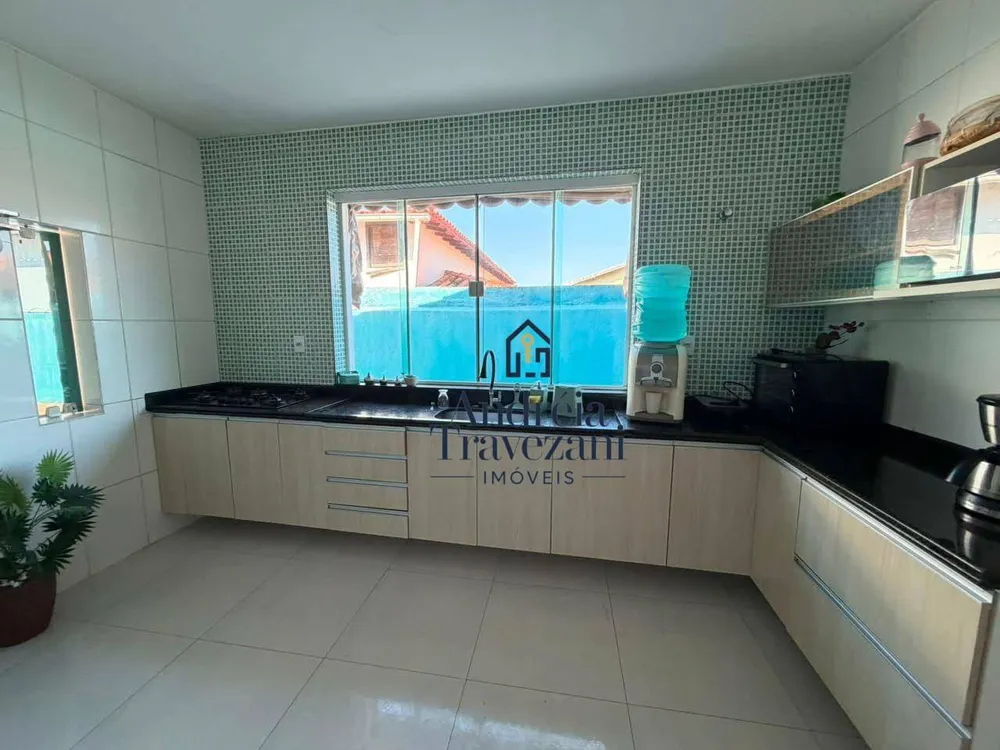 Casa, 4 quartos, 250 m² - Foto 12