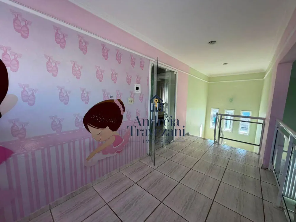 Casa, 4 quartos, 250 m² - Foto 27