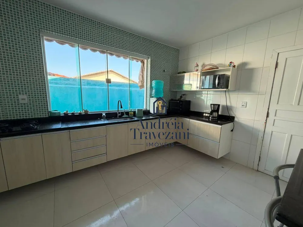 Casa, 4 quartos, 250 m² - Foto 15