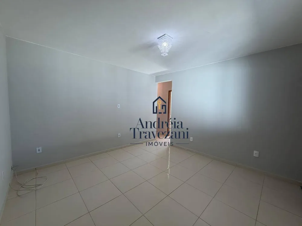 Casa, 3 quartos, 243 m² - Foto 4