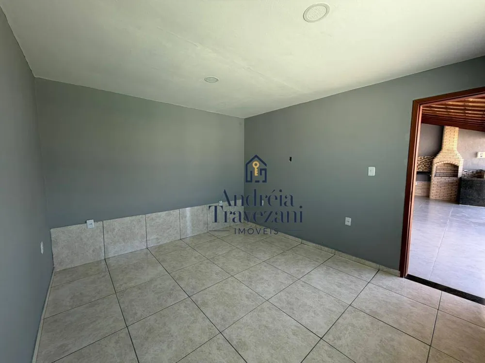 Casa, 3 quartos, 243 m² - Foto 3
