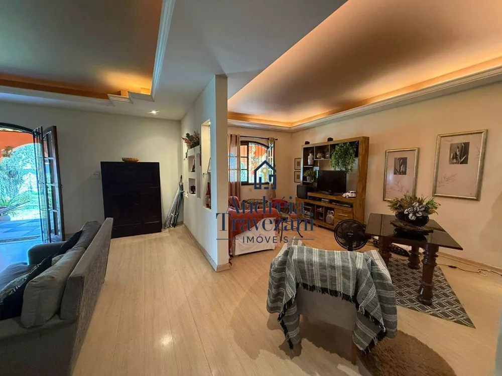 Casa, 3 quartos, 308 m² - Foto 9