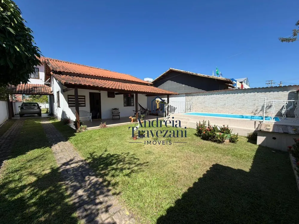 Casa, 3 quartos, 189 m² - Foto 1